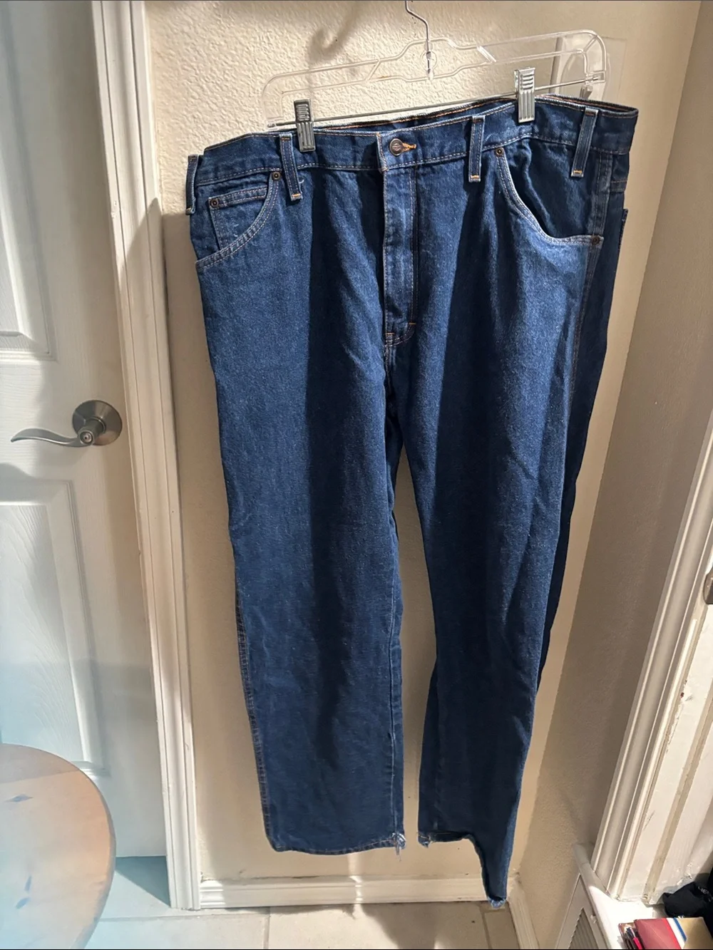 Dickies Classic Men's Dark Blue Jeans - Timeless Straight Fit 38x32